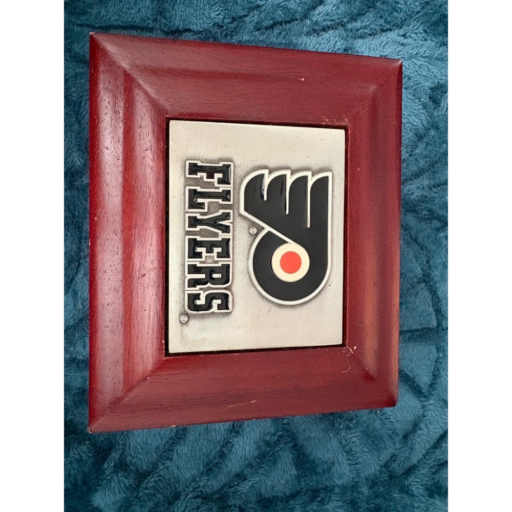 NHL Philadelphia Flyers Wooden Valet Jewelry Box Cherry Finish Metal Logo Plaque